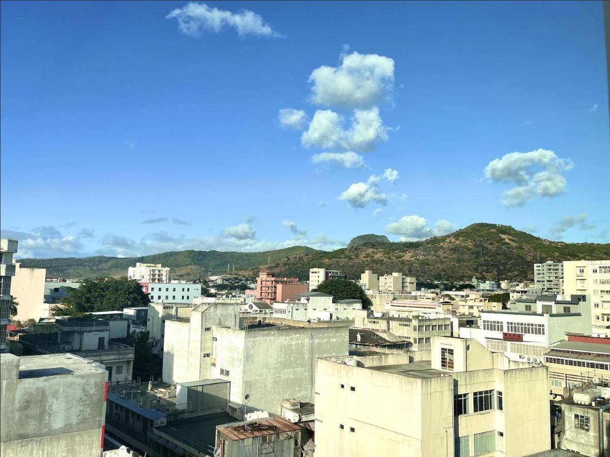 Kirin Guesthouse And Restaurant Port Louis Exterior foto