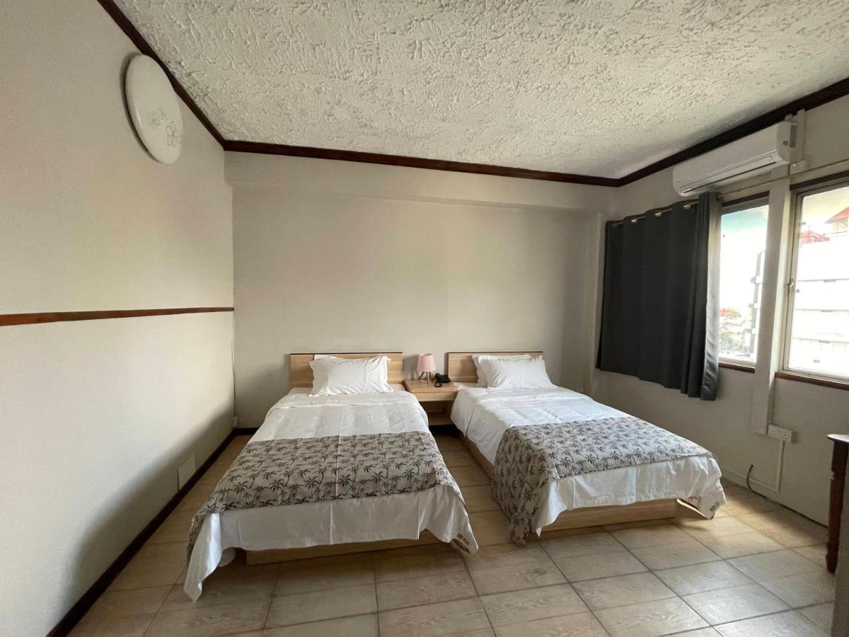 Kirin Guesthouse And Restaurant Port Louis Habitación foto